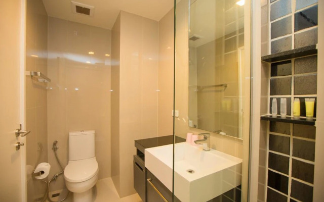 The Deck Condo Patong by VIP