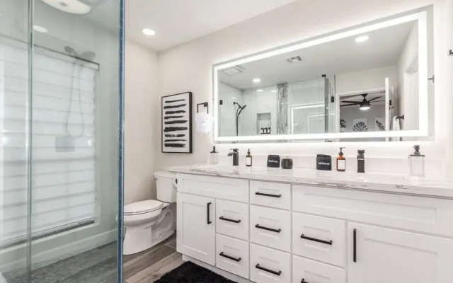 Modern-terranean Retreat 2 Masters Pool Spa Games