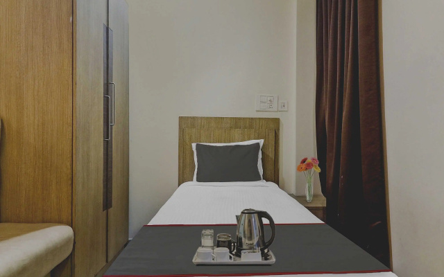 The Crown Hotel