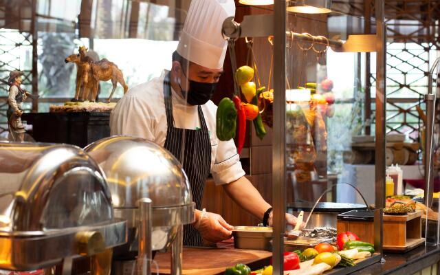 Holiday Inn Kuwait by IHG