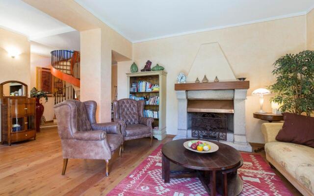 Villa Elisette by Impero House