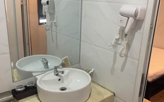 Lucky Hostel
