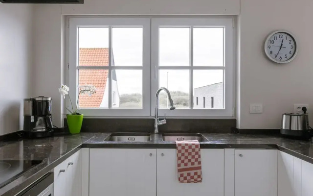 BE MID Zonn 1 in Middelkerke