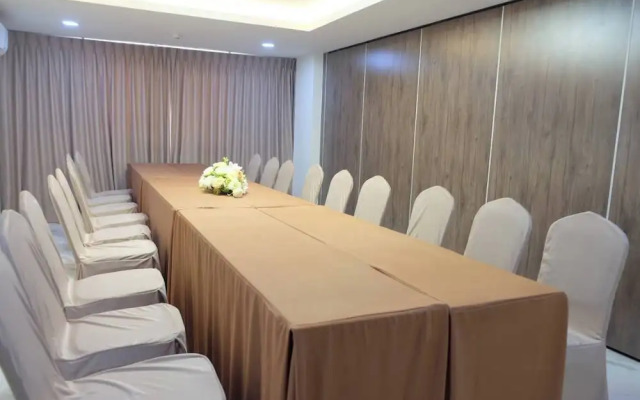 Christella Hotel Laemchabang