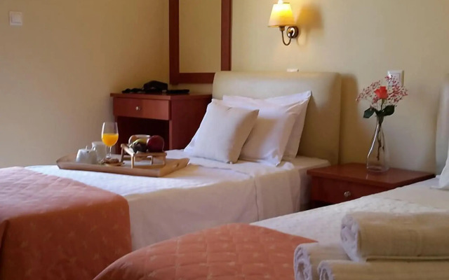 CiTYZen Hotel Loutraki