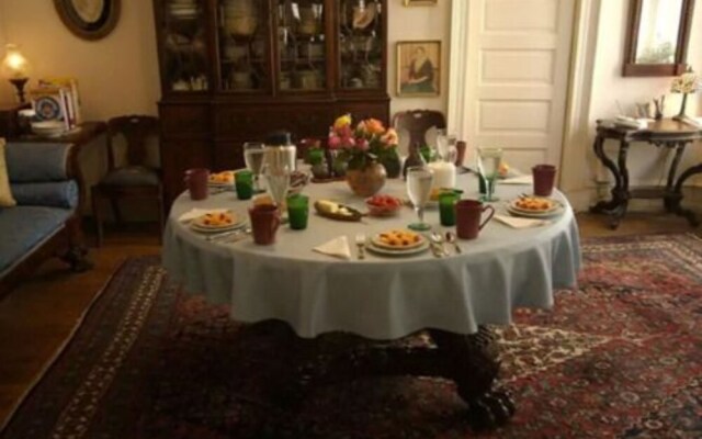 Burbridge St. B&B