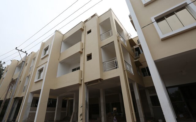 OYO Flagship 24789 Sidharth Residency