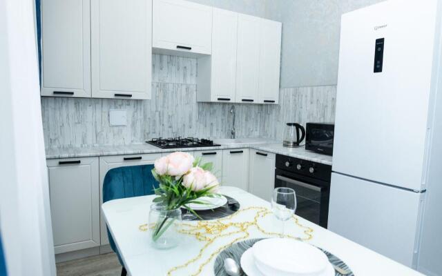 COPY Rich House on Rakhimyan Nasyrov Street
