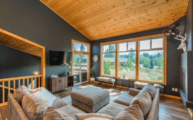 Manchester 4 Bedroom Home