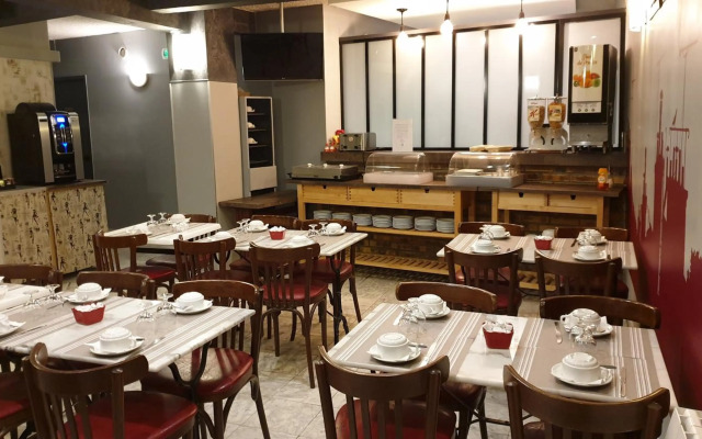 Hotel Paris Villette
