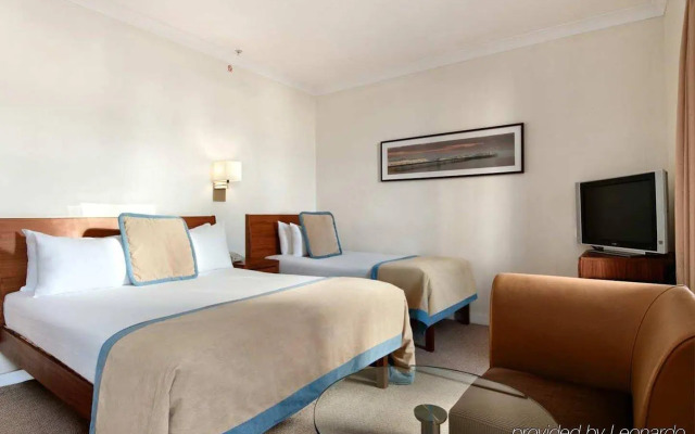 DoubleTree by Hilton Brighton Metropole