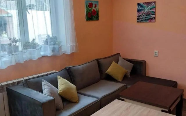 Like Home Guesthouse