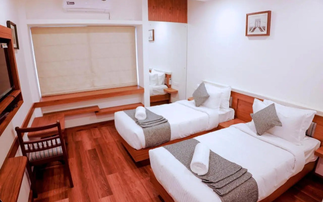 Mps Royal Suites
