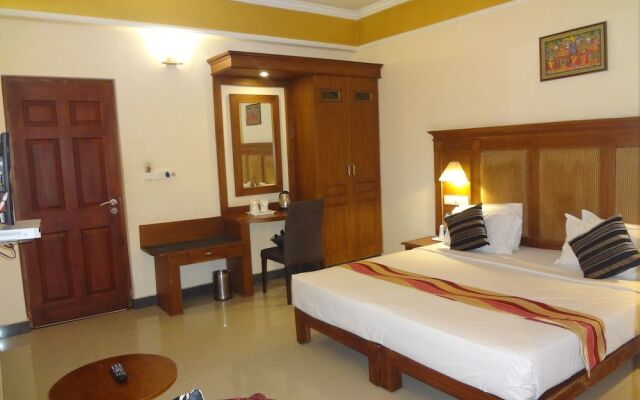 Hotel Seasons Thekkady