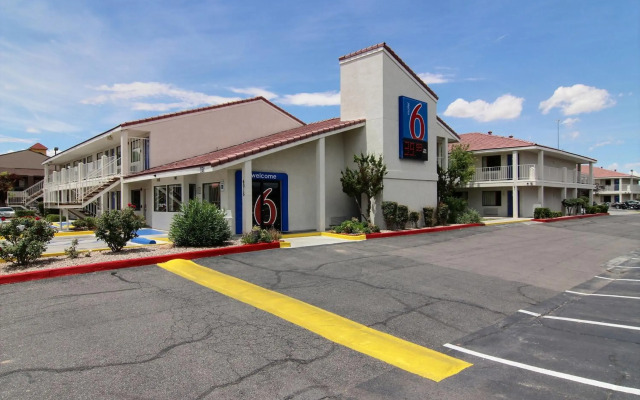 Motel 6-Albuquerque, NM - Coors Road