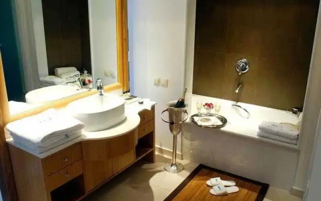 Dion Oasis House