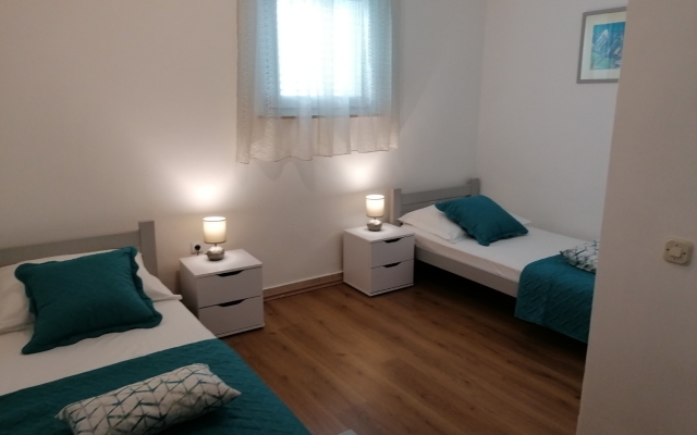 Holiday house Jaka 2 - with pool : Sumartin, Island Brac