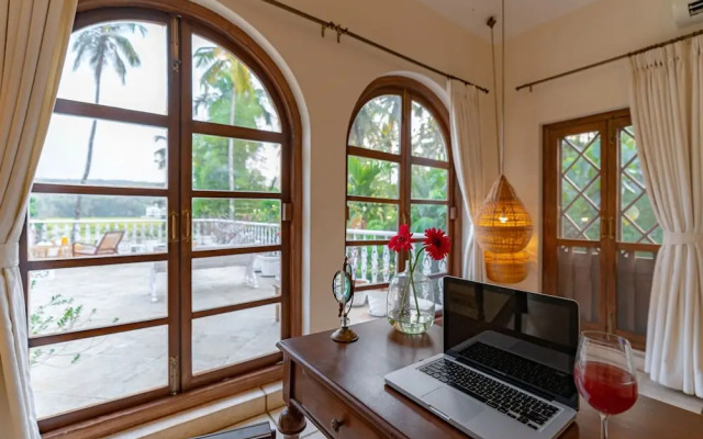 Loto Bianco by Hireavilla -4br w Pvt Pool Siolim