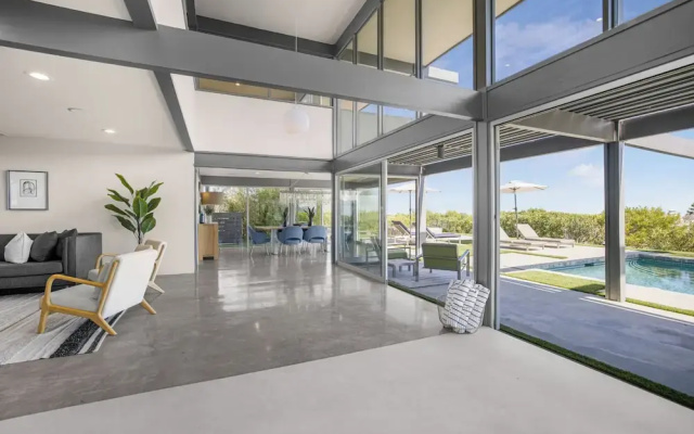 Solara Point - Sunset to Skyline With Pool & Epic Views