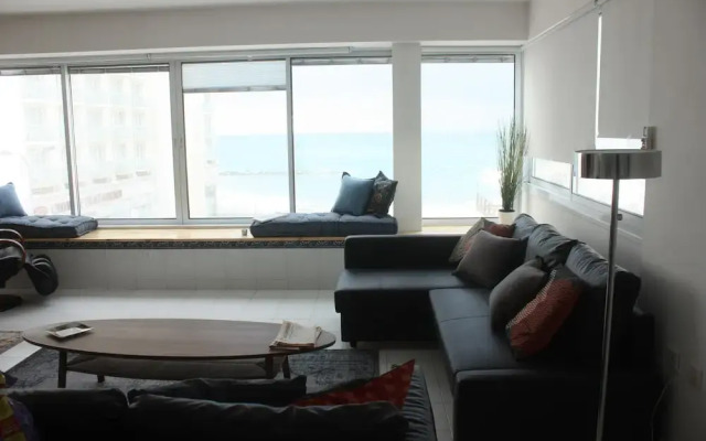 TLV Suites on the beach