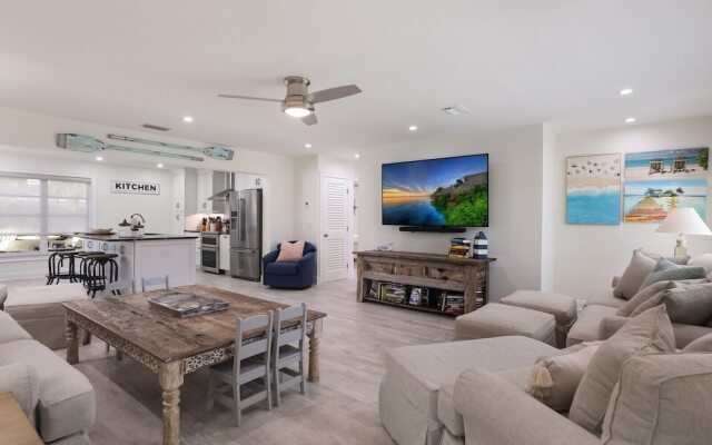 Surf Riders 4 Bedroom Home