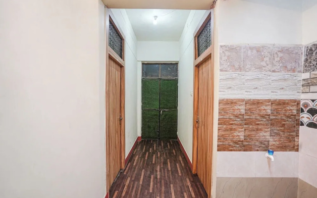 Fabhotel Triweni Palace