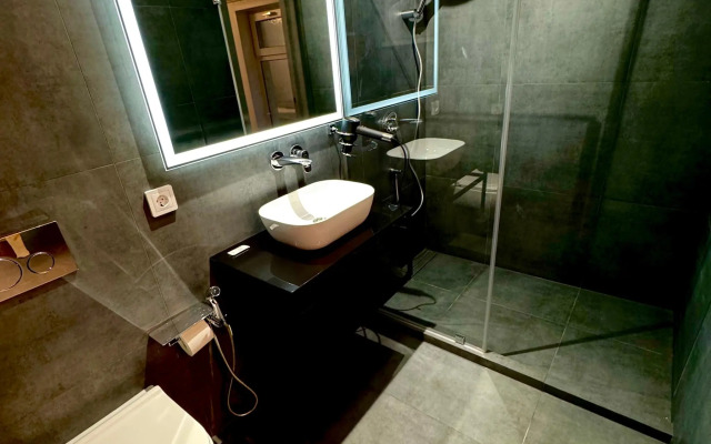 Зелёный колобок