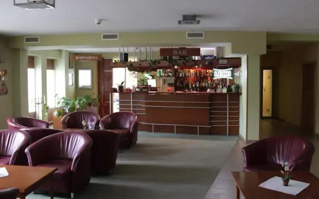 Lake Hotel- Centrum szkoleniowo-rekreacyjne