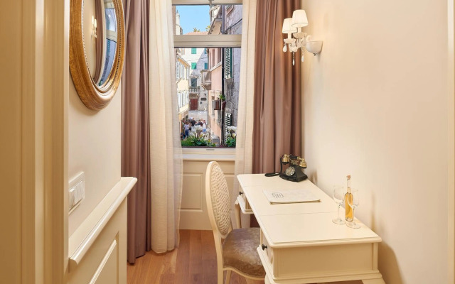 Piazza Heritage Hotel
