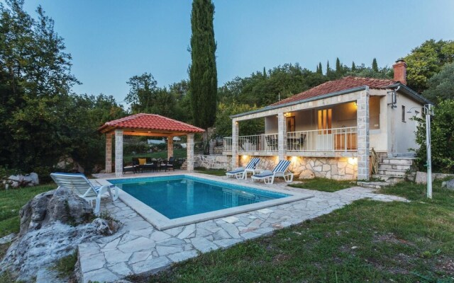 Beautiful Home in Radovcici With Wifi and 2 Bedrooms