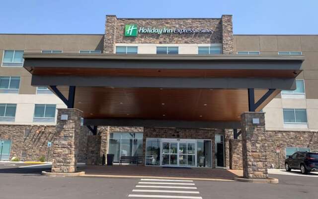 Holiday Inn Express & Suites Canon City