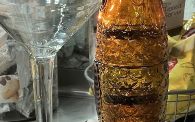 Fathoms Hotel & Marina