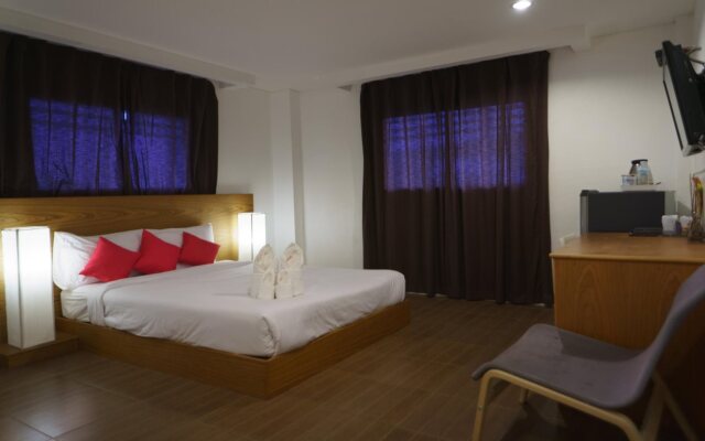 Iroom Hotel