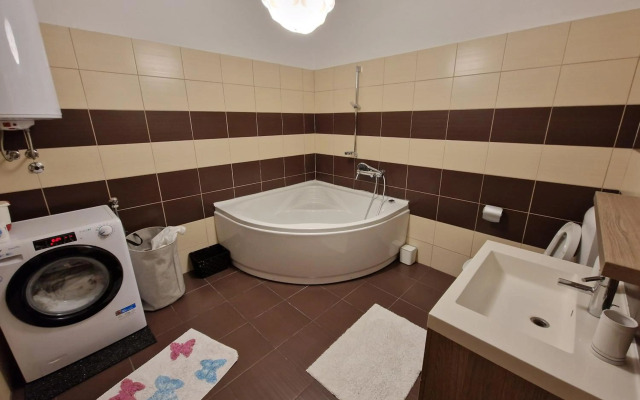 Big apartment with garden