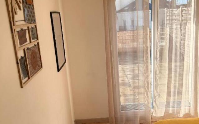 F2 Charmant avec Grande Terrasse