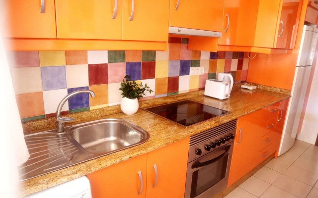 3 Bed room flat with Sea & Mountain View