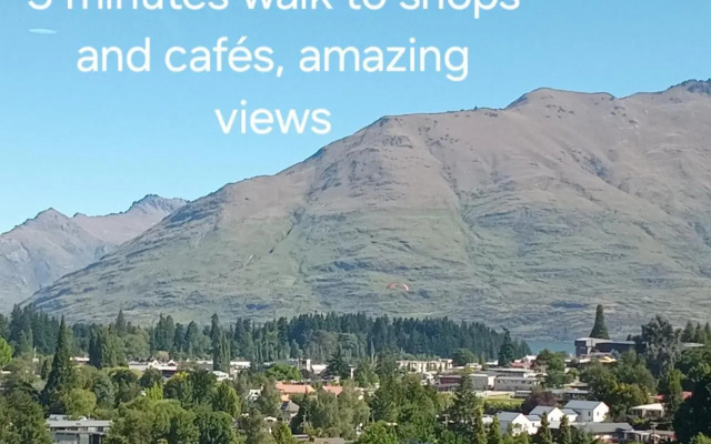 Queenstown Retreat