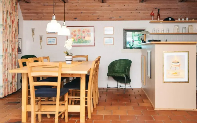 8 Person Holiday Home in Glesborg-by Traum