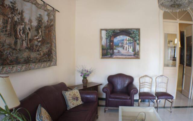 Hostal Santa Cruz