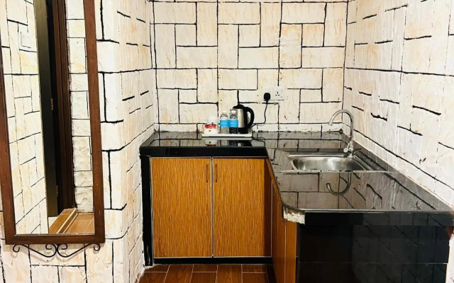OYO 90134 K Garden Hotel