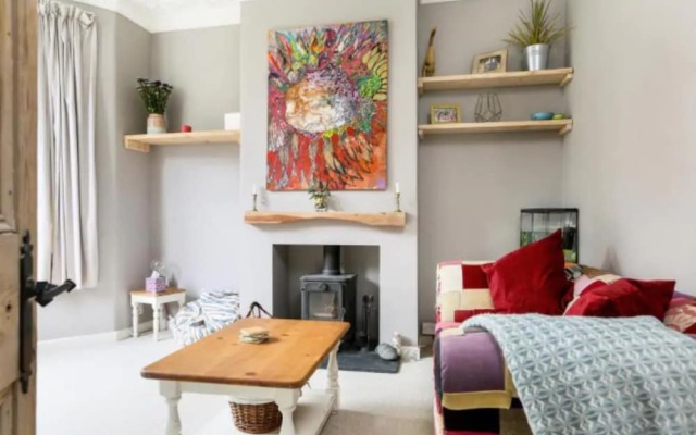 2 Bedroom Montpellier Home