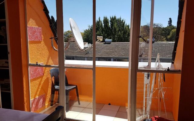Lolos Cosy One Bedroom Apartment