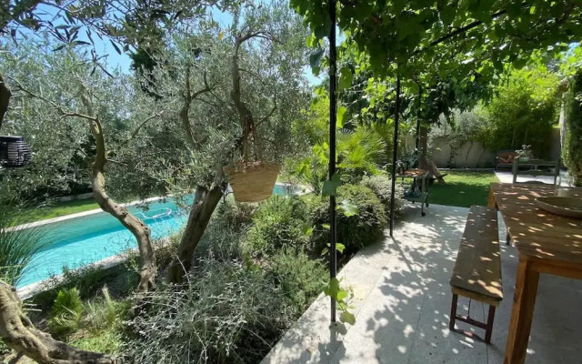 Charming Villa With AC in Alpilles