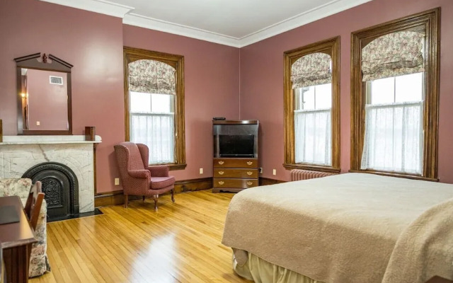 The Customs House Inn