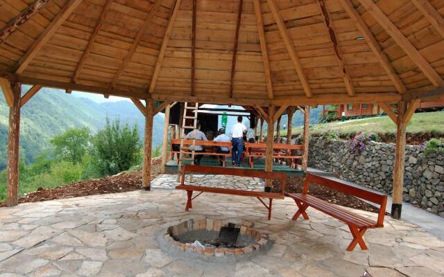 Rafting Camp Green Tara