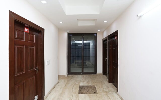 Hotel Golden Tree by OYO Rooms