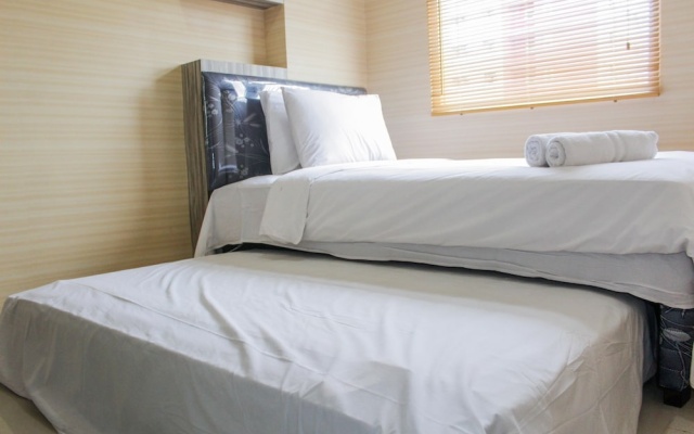 Minimalist 2BR at Green Pramuka Apartment near Shopping Mall – Guest Rooms – Jakarta