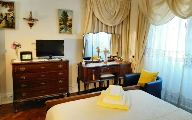 Mary Apartments