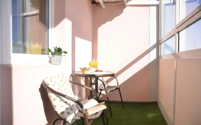 Апартаменты ЗимаЛето на проспекте Энергетиков 9к3