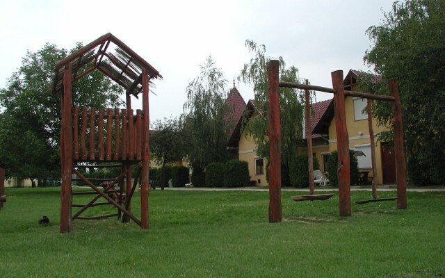 Piknik Holiday Village
